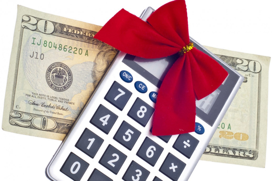 8 Tips for Managing Your Holiday Spending